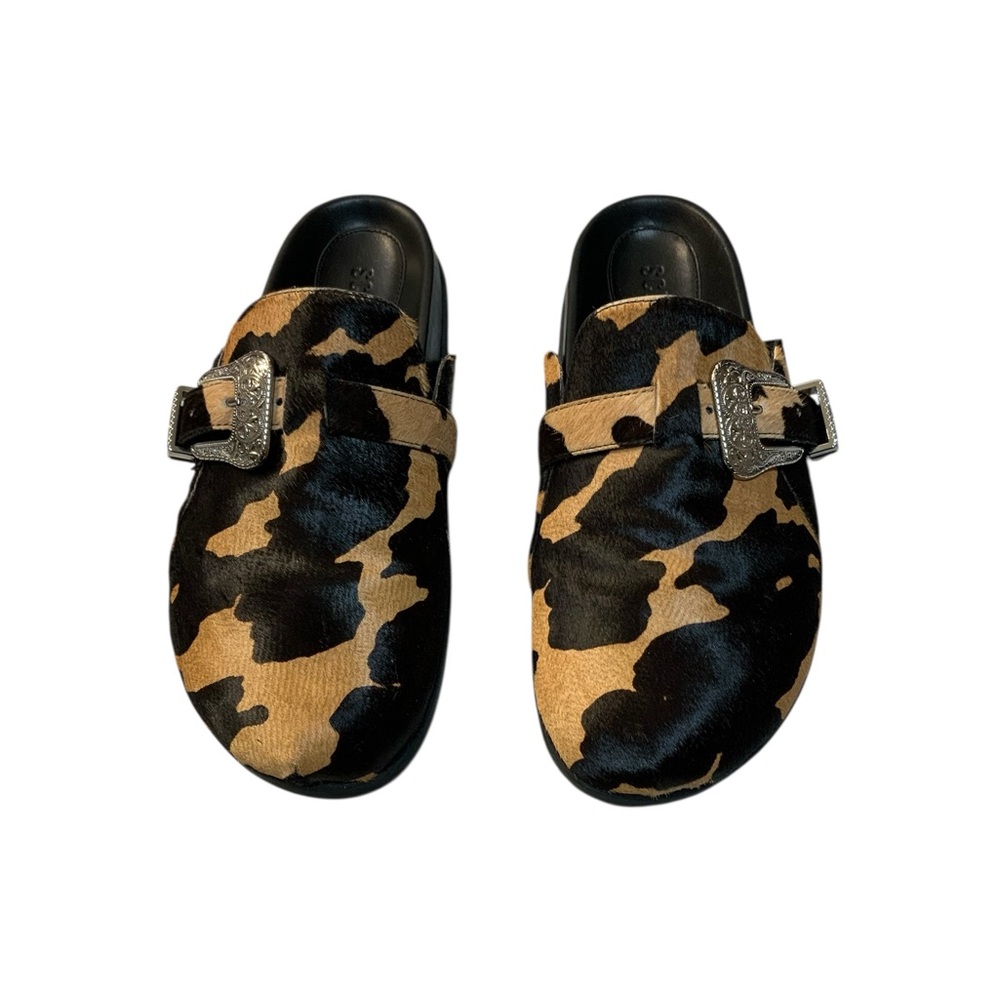 SCHUTZ Women’s Grace Black/Tan Calf Hair Leather Clogs